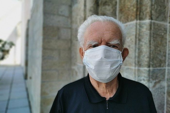 Penggunaan masker dobel bisa dilakukan asal sesuai prosedur.