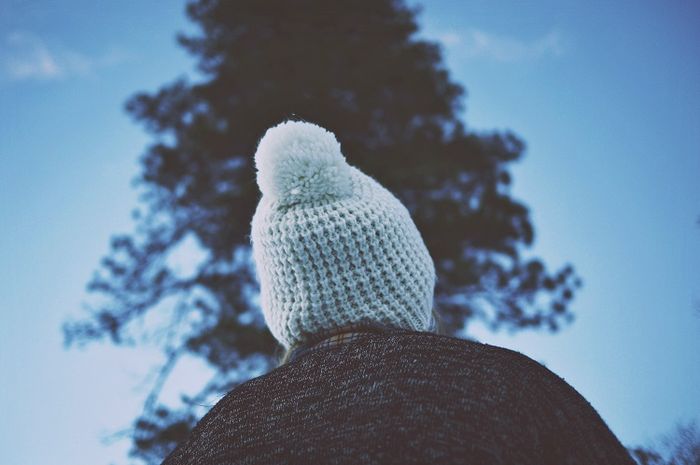 Ternyata ini fungsi pompom di atas kupluk.