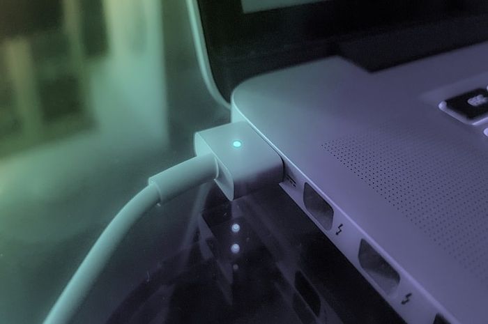 Thunderbolt 4 adalah salah satu port terbaru dalam perkembangan teknologi.
