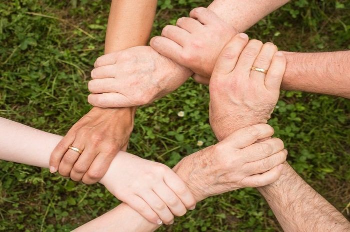 Berpegang pada prinsip persatuan dapat mempertahankan kesatuan.