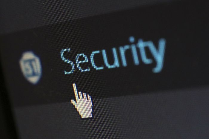 Password yang kita miliki perlu dibuat dengan baik agar aman.