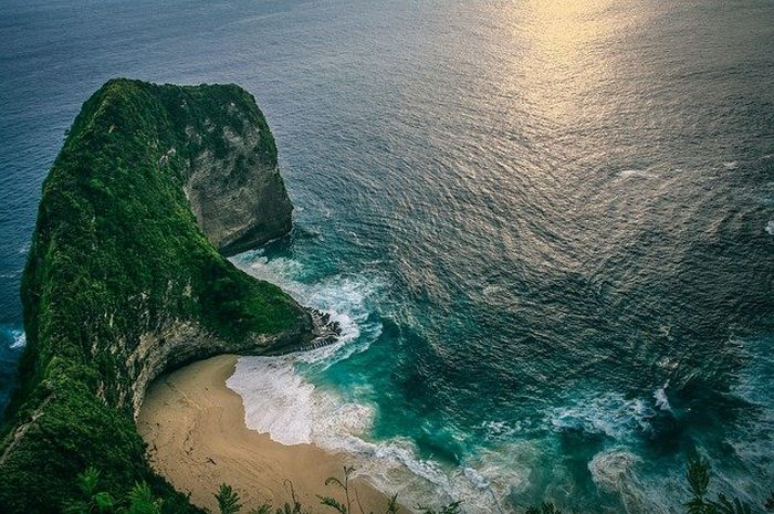 Indonesia merupakan negara maritim.