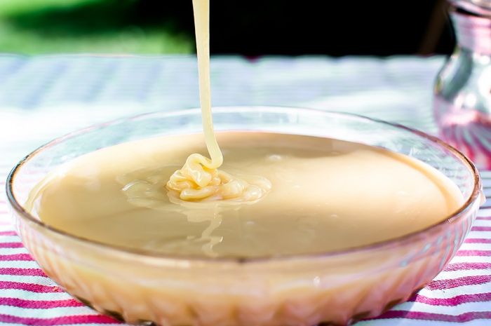 Terlalu sering mengonsumsi susu kental manis bisa mengakibatkan sejumlah dampak buruk bagi kesehatan.