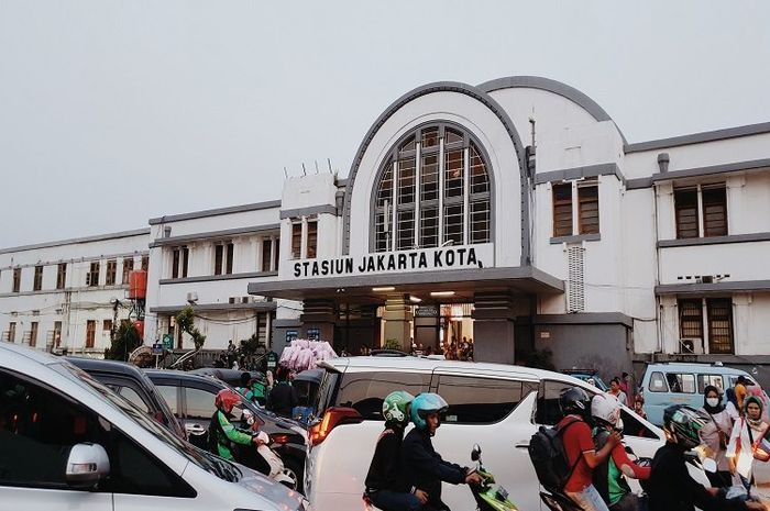 Hilangnya status kewarganegaraan Indonesia bisa diakibatkan beberapa hal.