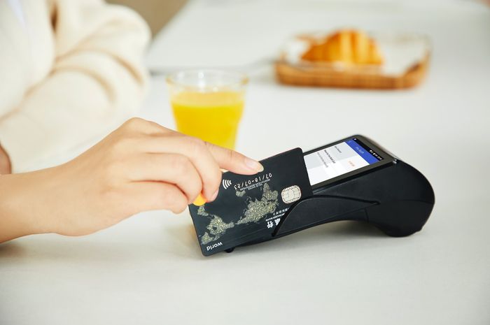 Pembahasan soal materi bahasa Inggris in my opinion, teks opini mengenai credit card.