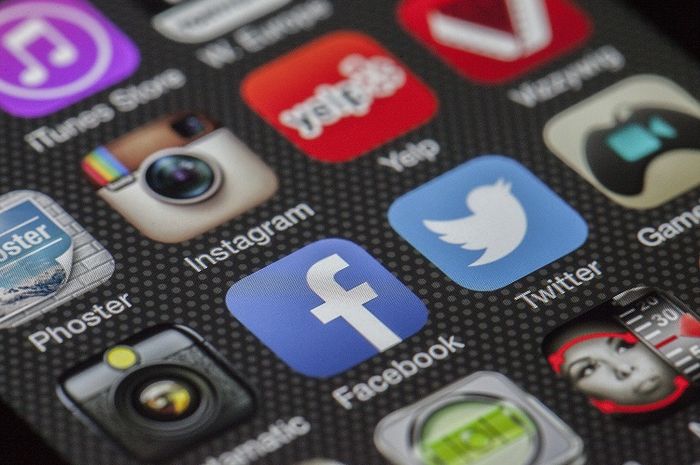 Tag di Instagram bisa dihapus atau disembunyikan.