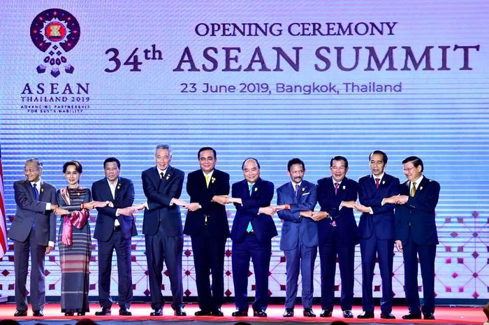 Kunci jawaban materi kelas 6 SD tema 7, apa keterangan dari pertemuan menteri luar negeri ASEAN 19 Juli 2011.