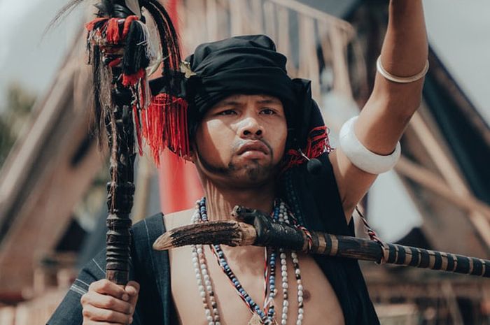 Suku Batak merupakan suku bangsa terbesar ketiga di Indonesia yang berasal dari Sumatera Utara.