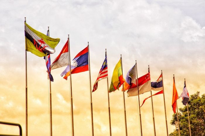 Indonesia menjadi salah satu pendiri ASEAN.