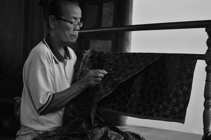 Memperkuat produksi dalam negeri merupakan salah satu cara menghadapi ancaman integrasi nasional di bidang ekonomi.