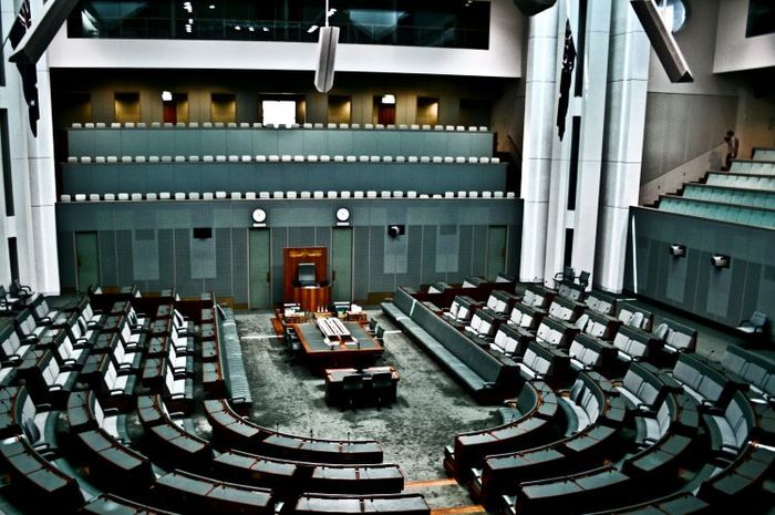 House of representatives merupakan bahasa Inggris dari DPR.