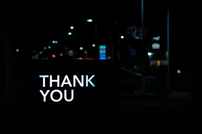 Selain 'you're welcome' banyak ungkapan yang bisa kita gunakan untuk membalas ungkapan 'thank you'.