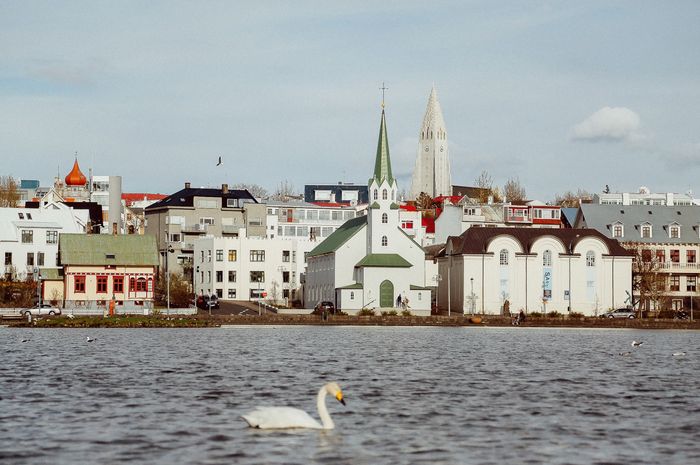 Umat muslim di Islandia tepatnya Kota Reykjavik akan berpuasa selama 16 jam 50 menit.