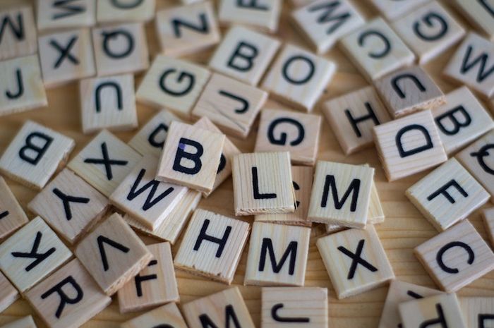 Kata can dalam bahasa Inggris bisa digunakan ke dalam berbagai bentuk penggunaan.