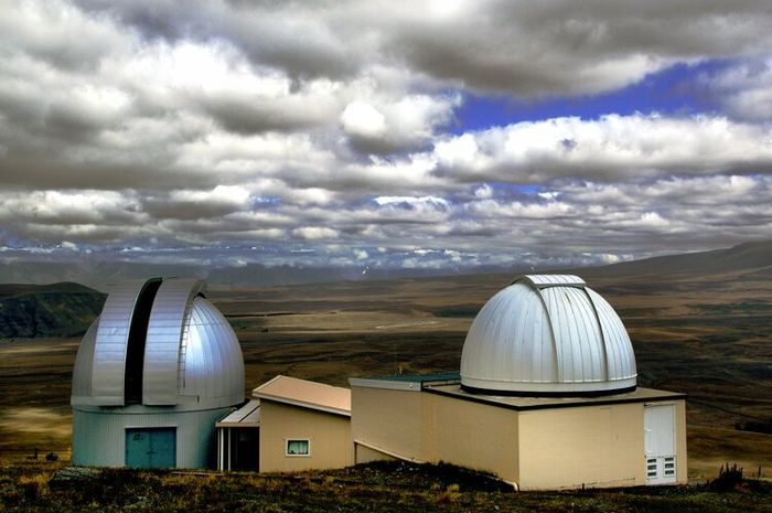 Observatorium adalah salah satu tempat perkembangan ilmu teknologi dan astronomi.