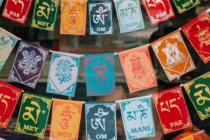 Salah satu bahasa tertua di dunia adalah bahasa Sanskerta.