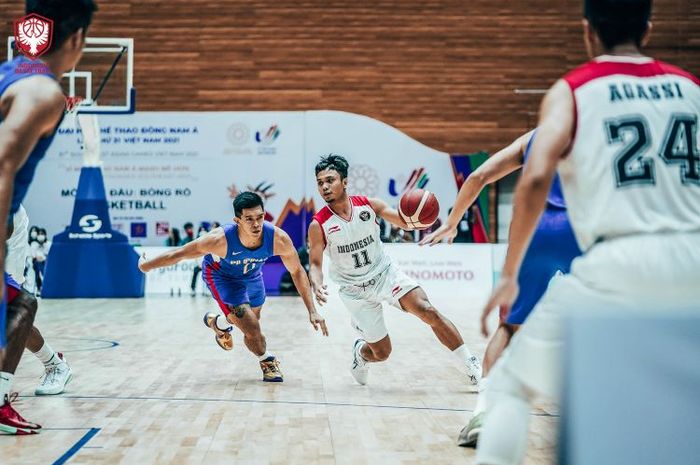Tim basket 5x5 putra berhasil mencetak sejarah dengan raihan medali emas di SEA Games Vietnam 2021, Minggu (22/5/2022).