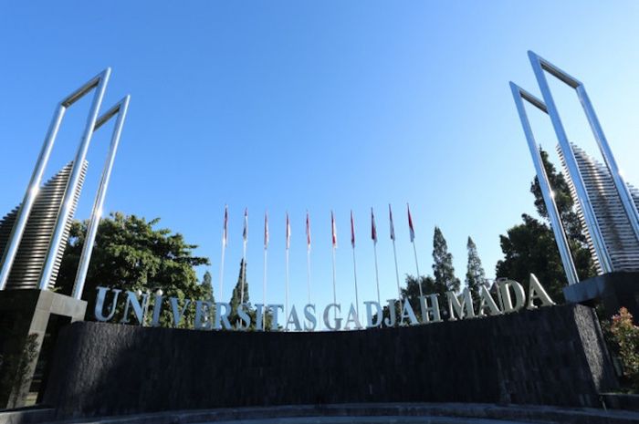 Universitas Gadjah Mada adalah salah satu PTN favorit di Indonesia.