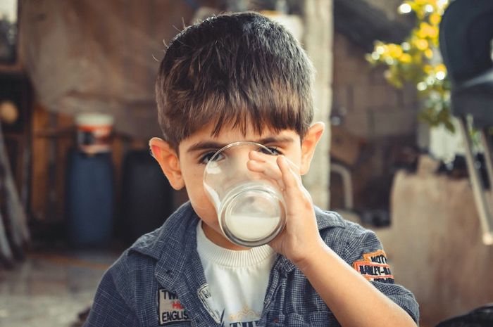 Waktu yang tepat untuk minum susu disesuaikan dengan kebutuhan karena kandungan gizinya tidak akan berubah.