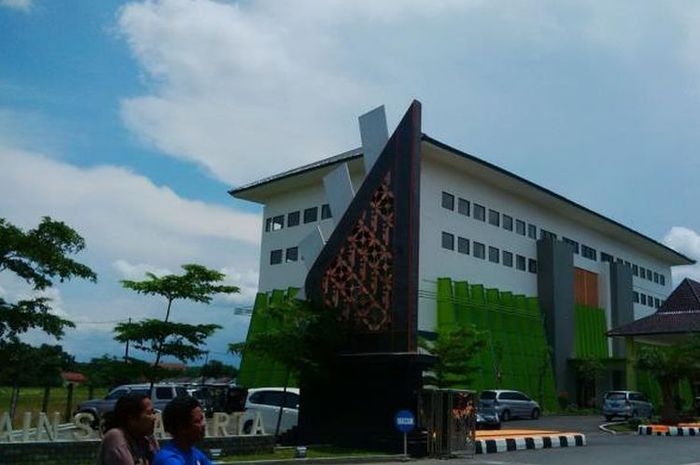 Seleksi mandiri UIN Raden Mas Said diadakan pada pertengahan Juli 2022.