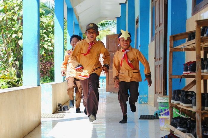 Ada beragam hal yang harus dipersiapkan untuk masuk sekolah.