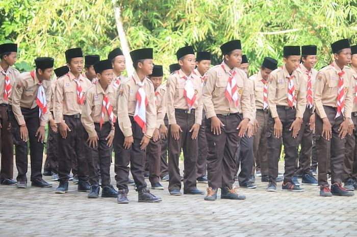 Siaga menjadi tingkatan dasar dari empat tingkatan Pramuka.