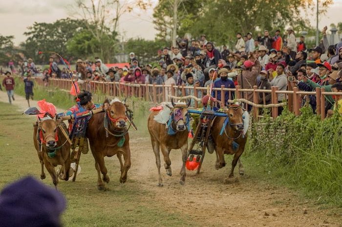 Menghargai keragaman budaya menjadi bentuk kesadaran berbangsa dan bernegara dalam nilai-nilai bela negara.