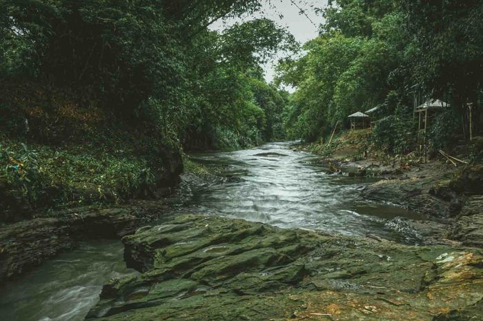 Hari Sungai Nasional diperingati setiap tanggal 27 Juli sejak tahun 2011.