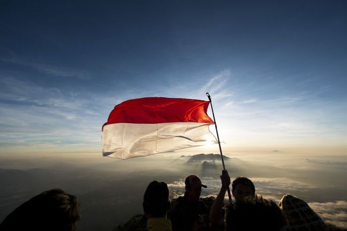 Rumusan dasar negara Indonesia bertujuan sebagai pandangan hidup masyarakat Indonesia.