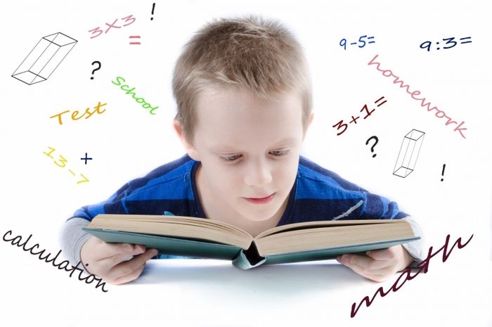 Pada buku Kurikulum Merdeka Matematika SD kelas 4 halaman 52 dan 53, ada beberapa soal tentang menentukan nilai tempat dan operasi hitung bilangan.