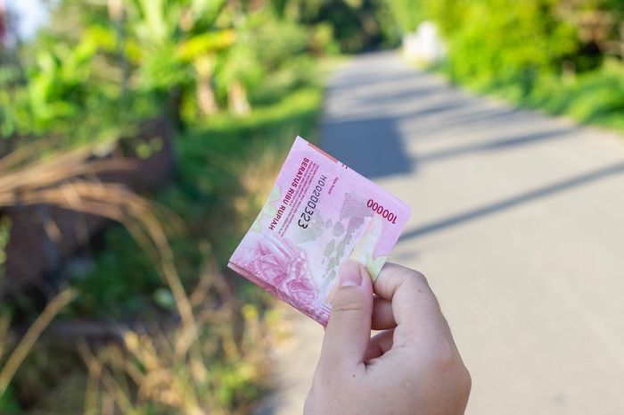 Ketimpangan distribusi pendapatan, bisa diketahui melalui dua indikator.