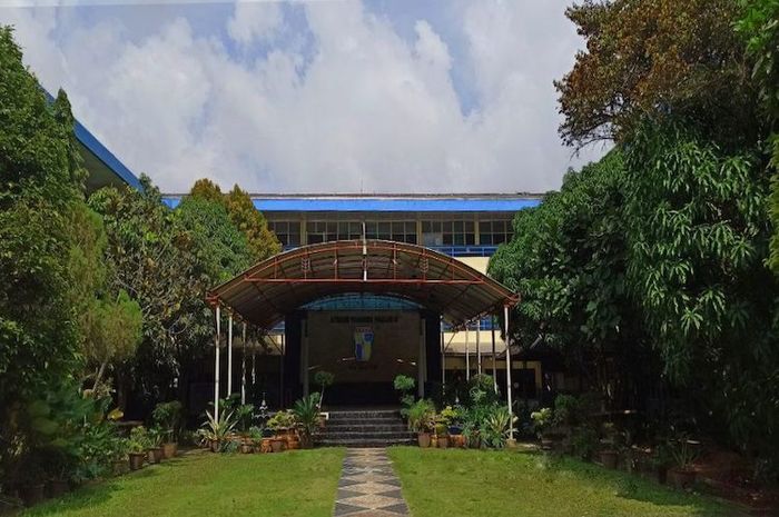 SMA Xaverius 01 Palembang merupakan salah satu SMA terbaik di Sumatra Selatan versi LTMPT.