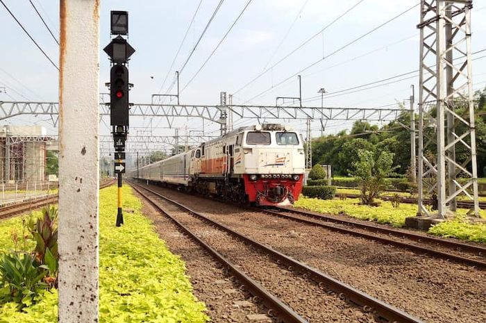 Ada tema yang diusung pada peringatan Hari Kereta Api Nasional 2022.