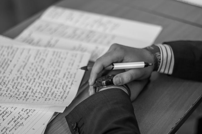 Teks eksplanasi biasanya berisikan tentang berbagai fenomena alam, sosial, budaya, dan ilmu pengetahuan.