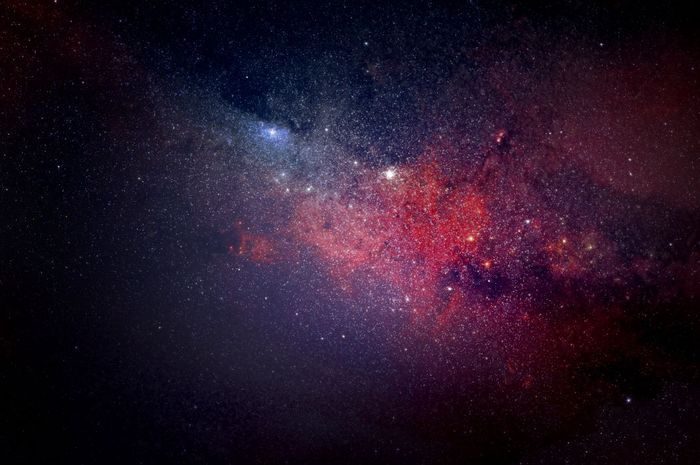 2,5 veces más grande que la Vía Láctea, ¿cómo se llama la galaxia más grande del universo?