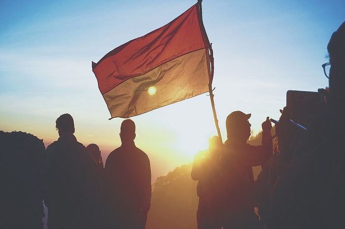 Nasonalisme memiliki ciri-ciri dan tujuan.