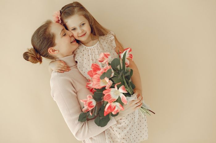 Caption di media sosial bisa digunakan untuk mengungkapkan rasa terima kasih untuk ibu di momen Hari Ibu.