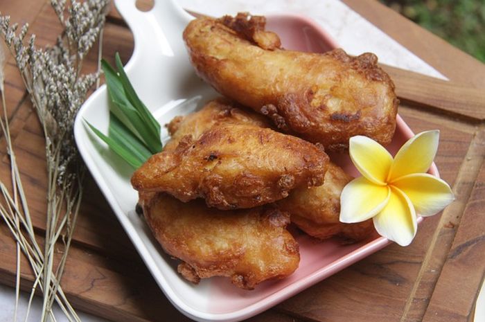 Terdapat soal pada buku English for Nusantara kelas VII Kurikulum Merdeka halaman 74-75, Chapter 2, materi 'Culinary and Me'.