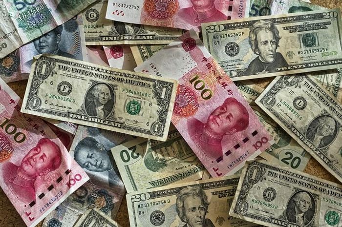 Kebijakan fiskal dan kebijakan moneter yang diterapkan memiliki beragam manfaat.