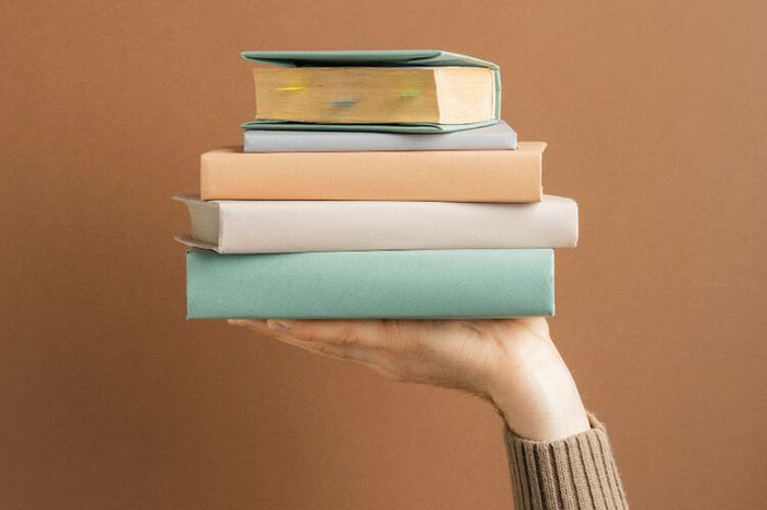 Terdapat beberapa contoh paribasan berawalan huruf C.