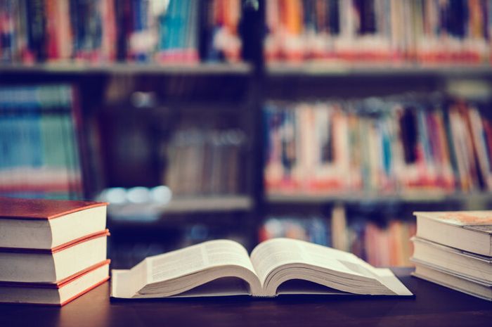 Teks eksposisi sering dijumpai pada tulisan karya ilmiah, seperti buku, artikel, jurnal ilmiah, dan sejenisnya.