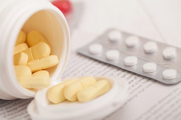 Kemasan obat memiliki simbol-simbol sebagai penanda jenis obat.