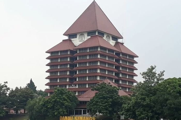Universitas Indonesia menempati peringkat pertama kampus terbaik di Indonesia versi Webometrics 2024.