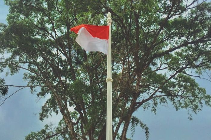 Peristiwa Rengasdengklok terjadi satu hari sebelum proklamasi kemerdekaan.
