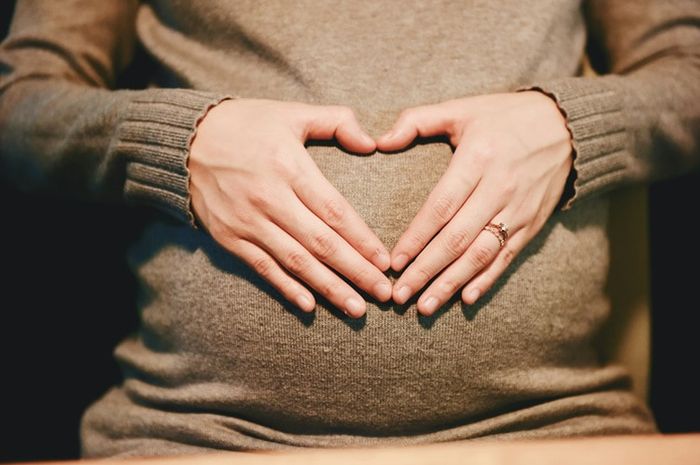Proses kehamilan salah satunya adalah fertilisasi.