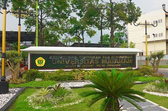 Universitas Mataram merupakan PTN yang berada di Nusa Tenggara Barat.