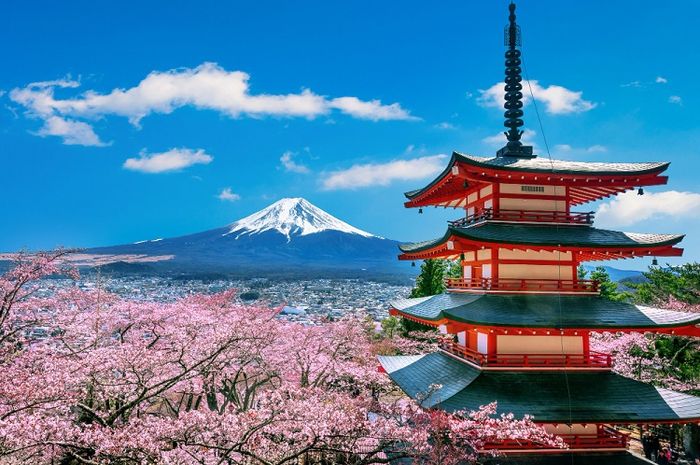 Gunung Fuji terletak di Jepang.