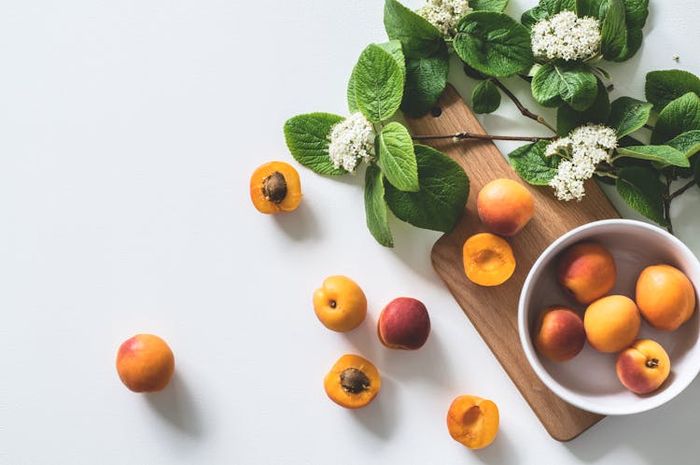 'Arane woh-wohan' adalah penyebutan nama biji buah dalam bahasa Jawa.