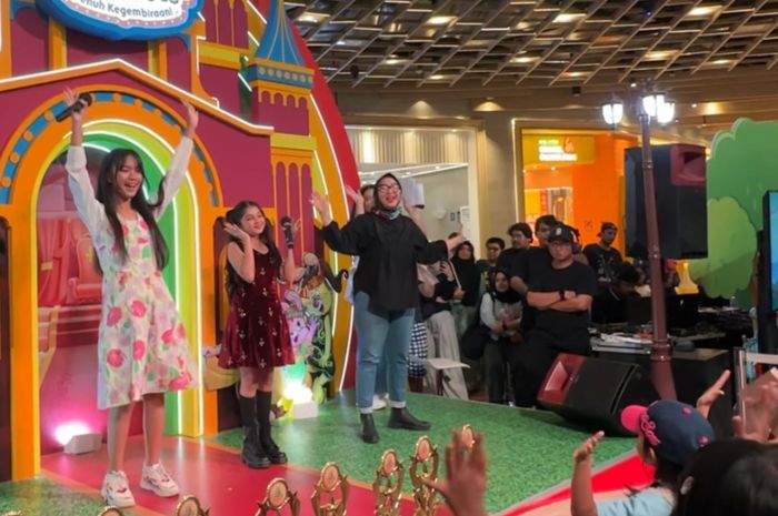 Penampilan Idola Cilik Shakyra dan Shania di Bobo Funfair, Sabtu (24/8/2024).