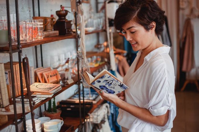 Singkatan dalam bahasa Inggris disebut dengan 'abbreviation'.